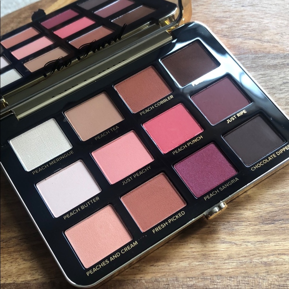 Too Faced Just Peachy Matte Palette